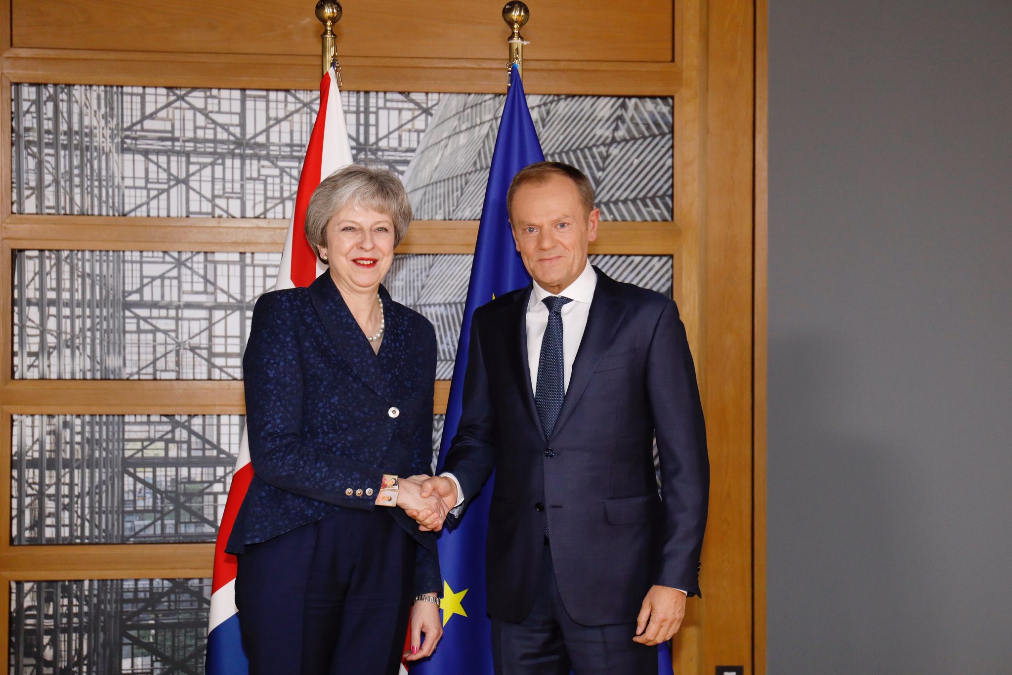 El Presidente del Consejo Europeo, Donald Tusk, con Theresa May